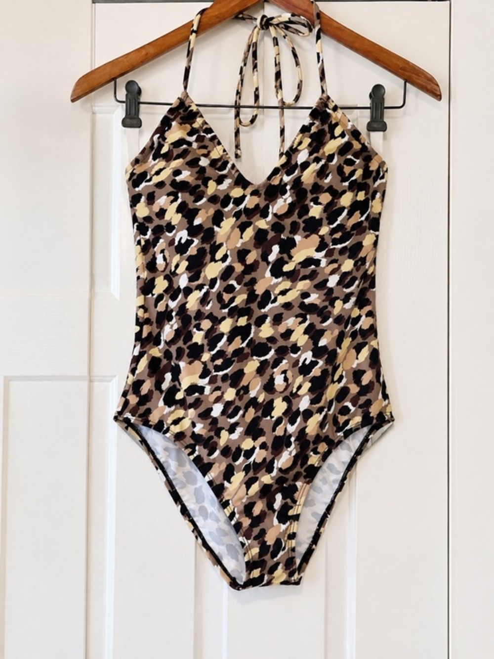 Salt + Cove Womens Juniors? Cheetah Print One Piece Swimsuit NWT M #2150